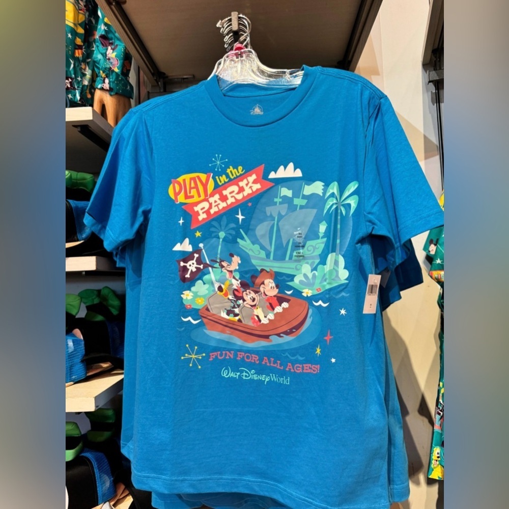 Disneys Play in the Park blue tee shirt - Picture 2 of 6